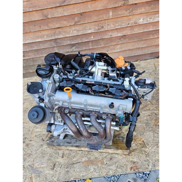 Двигун Audi A3 1.6 FSI BLF