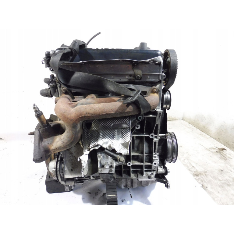 Двигун Audi A4 Avant 1.6 ARM