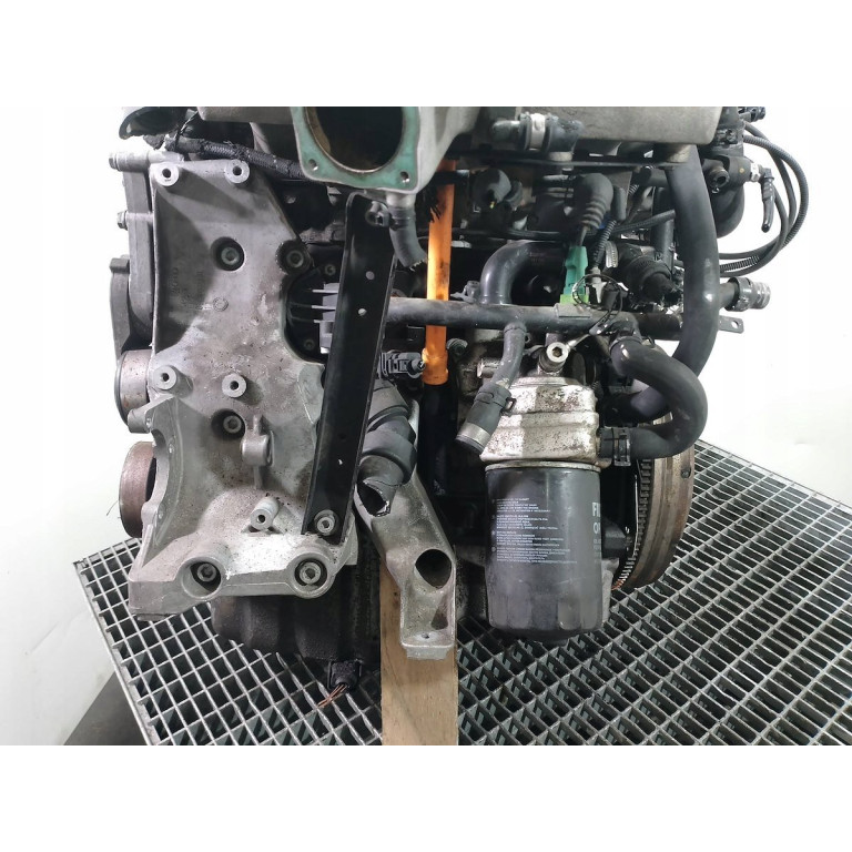 Двигун Audi A4 Avant (8E5, B6) 1.8 T AVJ