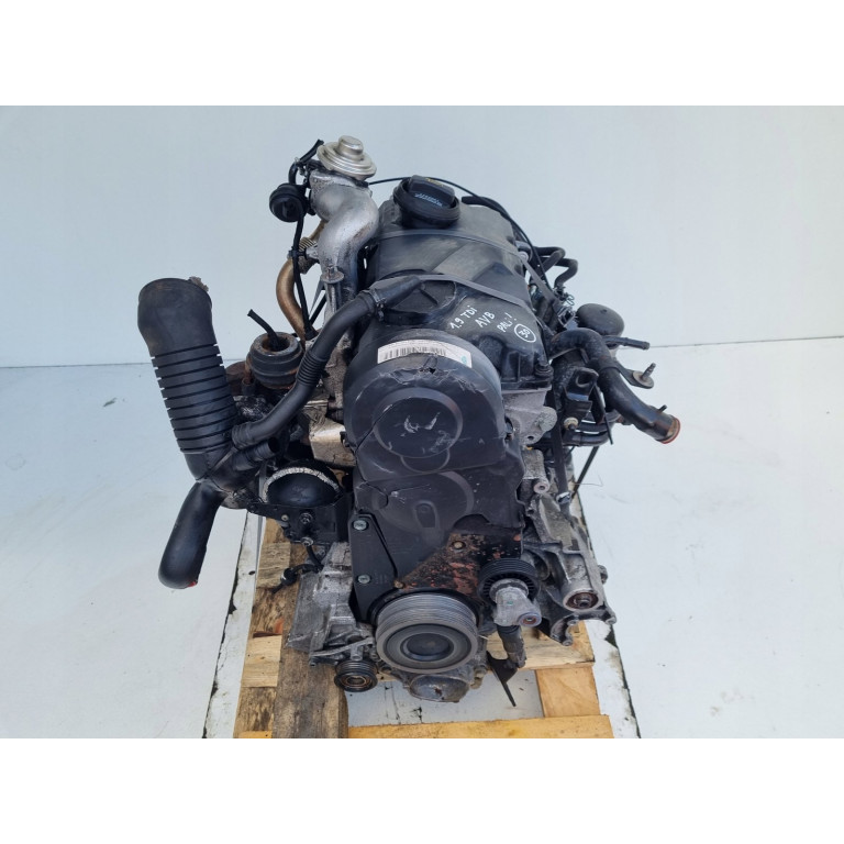 Двигун Audi A4 Avant 1.9 TDI AVB
