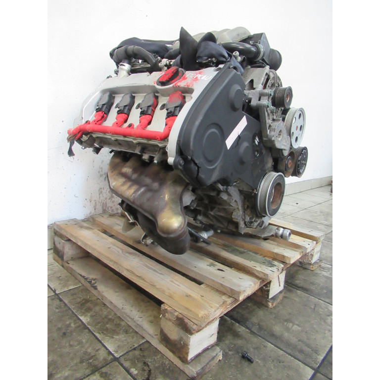 Двигатель Audi A4  2.0 ALT