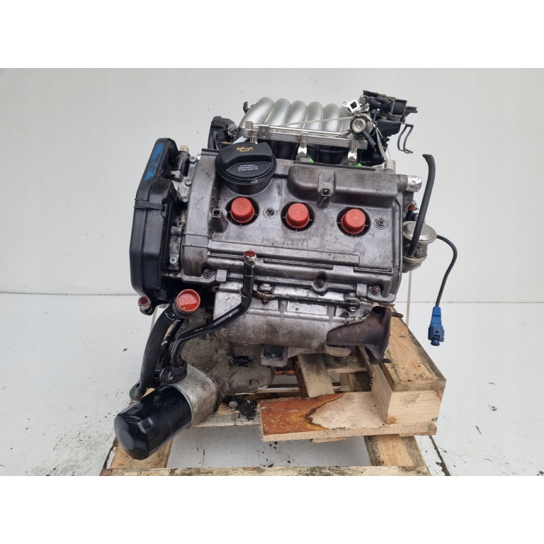 Двигатель Audi A4 2.4 BDV