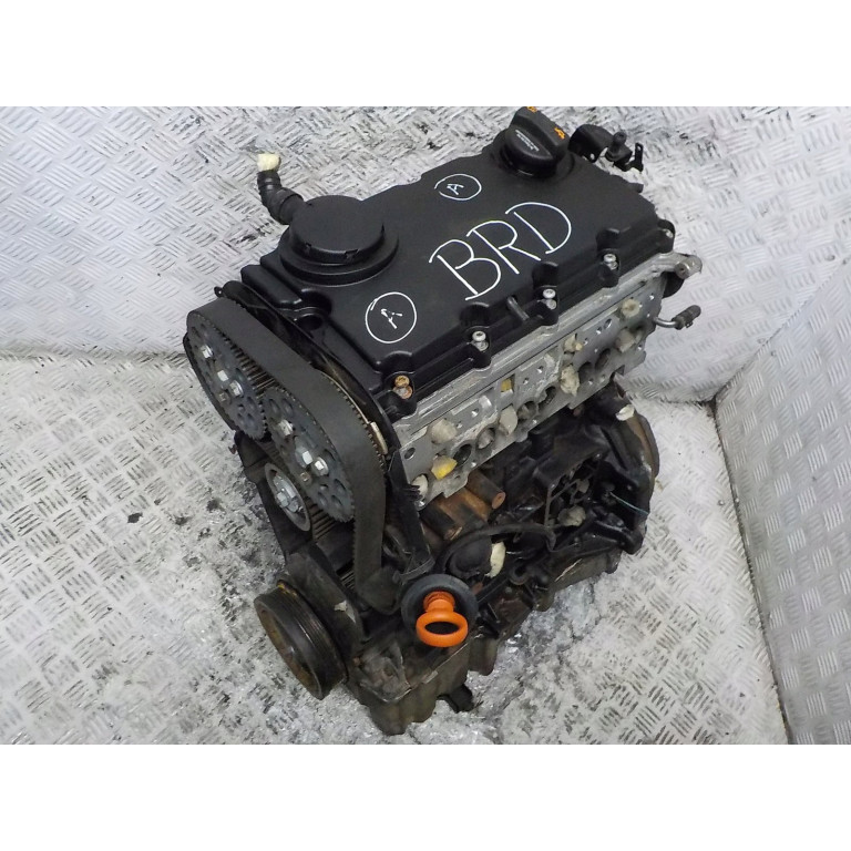 Двигатель Audi A4 Avant  2.0 TDI BRD