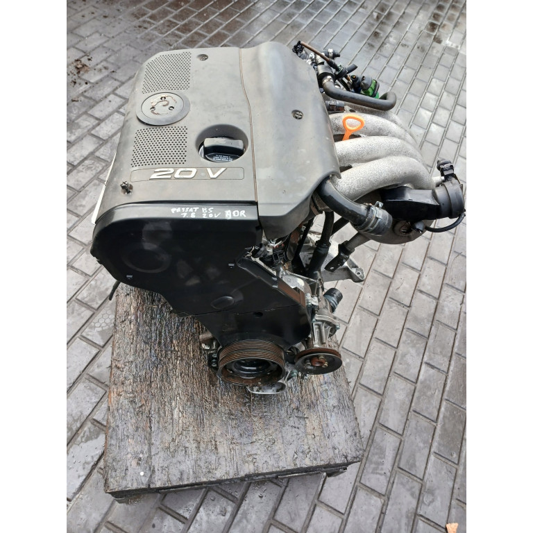 Двигун Audi A6 Avant 1.8 ADR