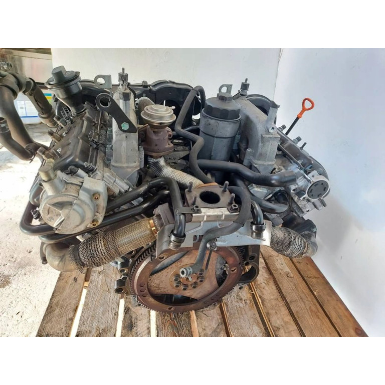 Двигун Audi A8 2.5 TDI AKN