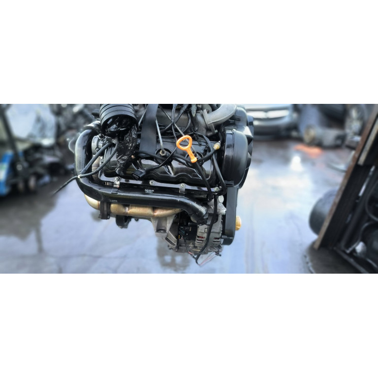 Двигун Audi A8 2.5 TDI AKE