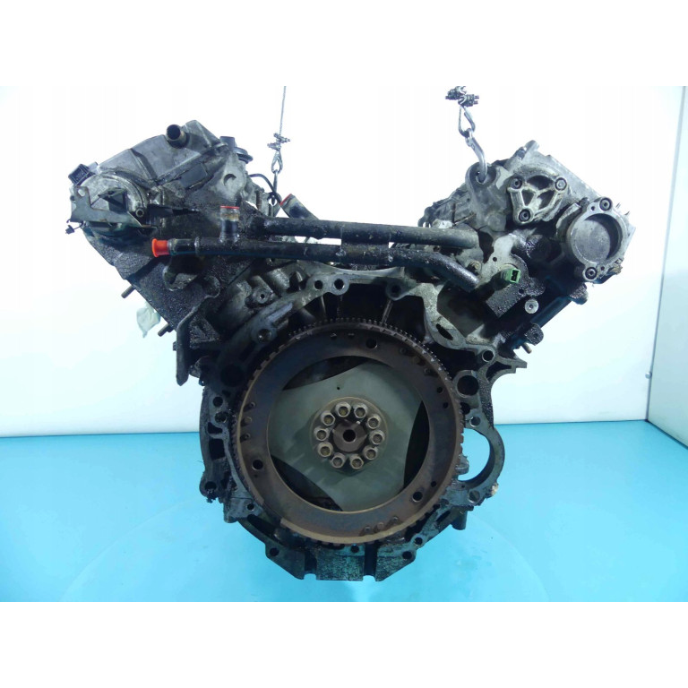Двигун Audi A8 3.7 AEW