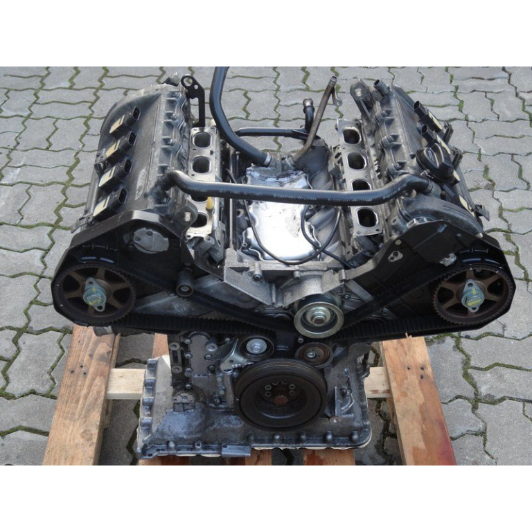 Двигун Audi A8 3.7 AKC