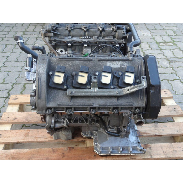 Двигун Audi A8 3.7 AKC