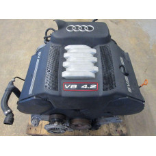 Двигатель Audi A8 S 8 quattro AKH