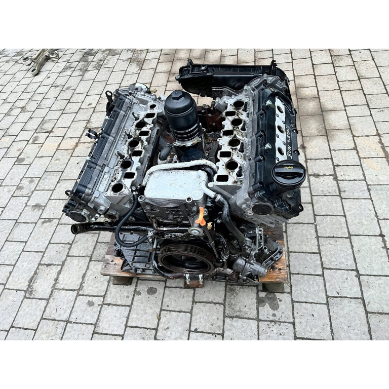Двигун Audi A8 4.2 TDI quattro BVN