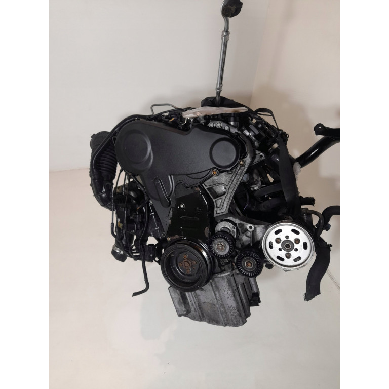 Двигун Audi Q5 2.0 TDI quattro CMGA CMGB CMG