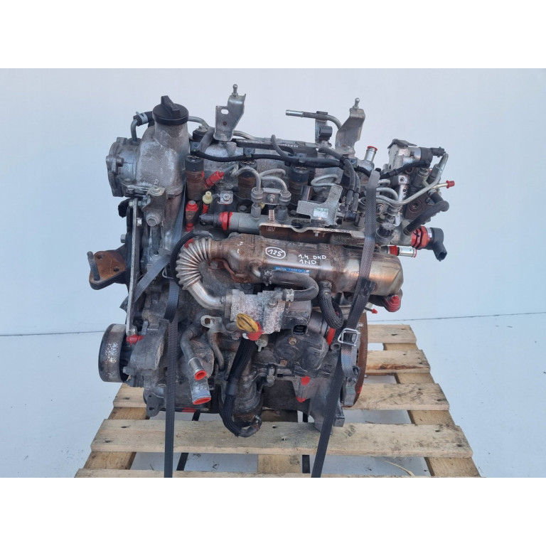 Двигатель Toyota AURIS 1.4 D-4D D4D