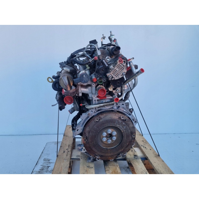 Двигатель Toyota AURIS 1.4 D-4D D4D