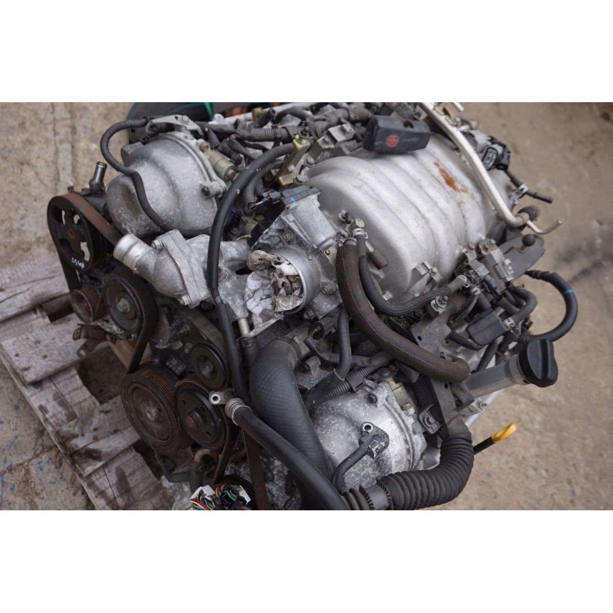 Двигатель Toyota HILUX II 2.4 i 4WD 2RZFE в Украине. Купить двигатель ...