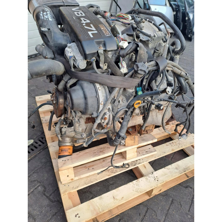 Двигатель Toyota LAND CRUISER 100 4.7 UZJ100 2UZFE