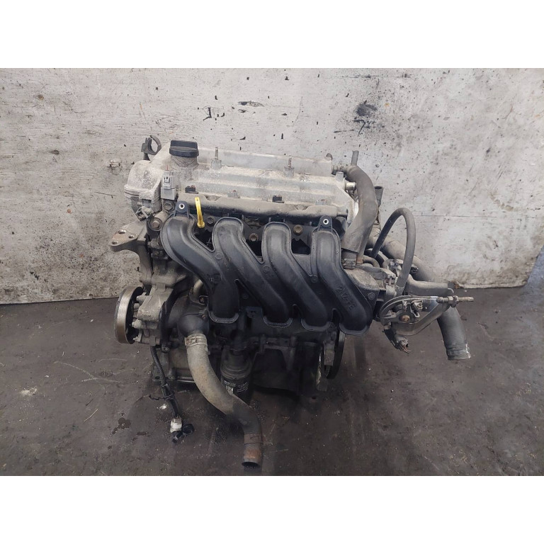 Двигатель  Toyota YARIS VERSO 1.3 NCP22 2NZFE