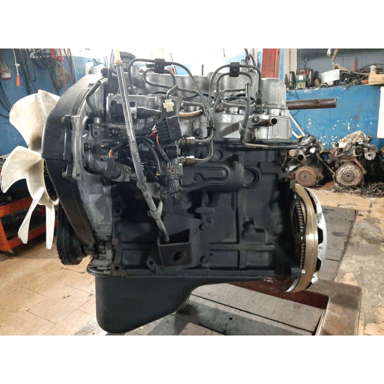 Двигун Hyundai H-1 / STAREX 2.5 D D4BF