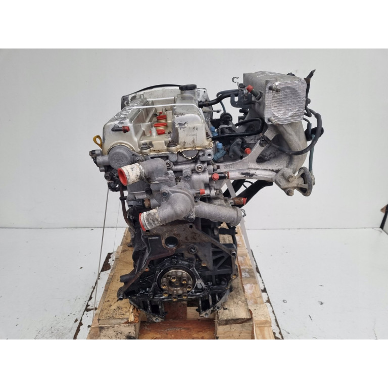 Двигун Kia SORENTO I 2.4 G4JS