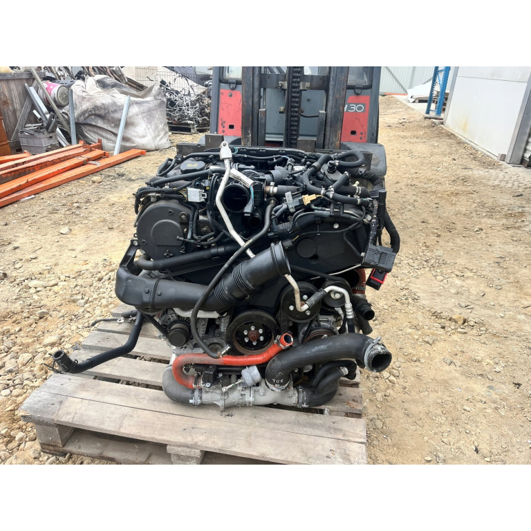 Двигатель Land Rover RANGE ROVER IV 3.0 TD 4x4 306DT