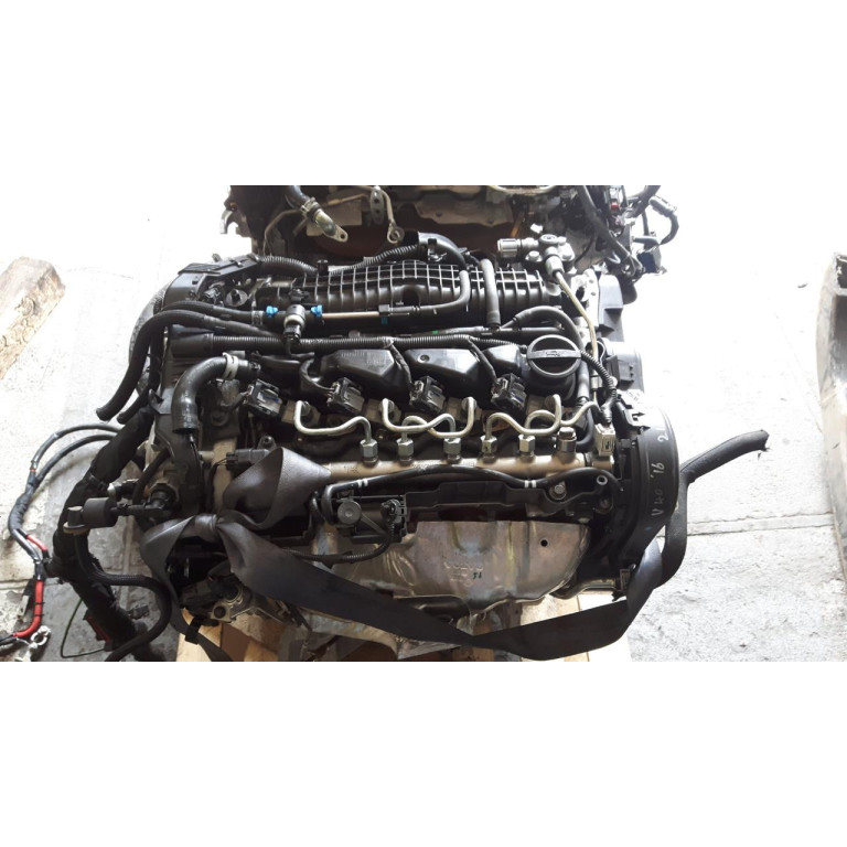 Двигатель  Volvo  V40 T4 B 5204 T8