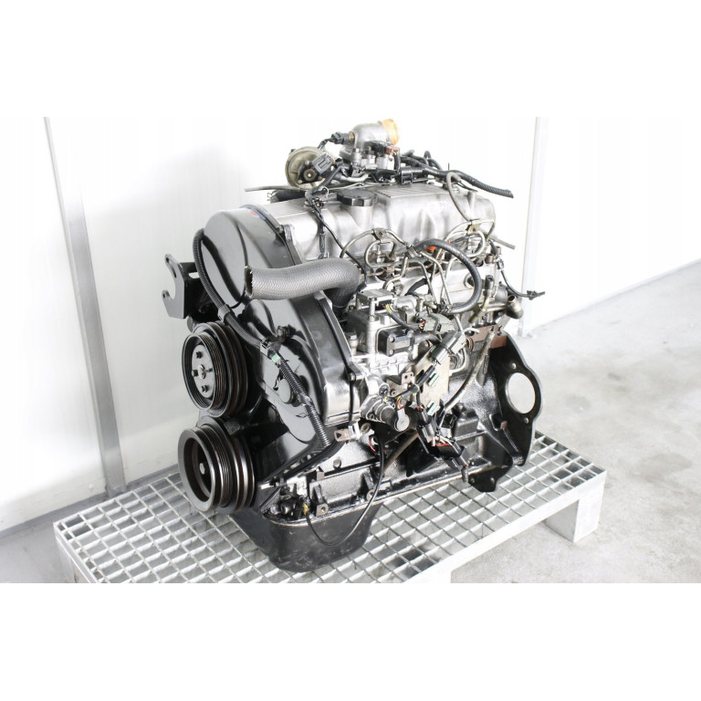Двигун Mitsubishi PAJERO I 2.5 TD L044G L049G 4D56 T