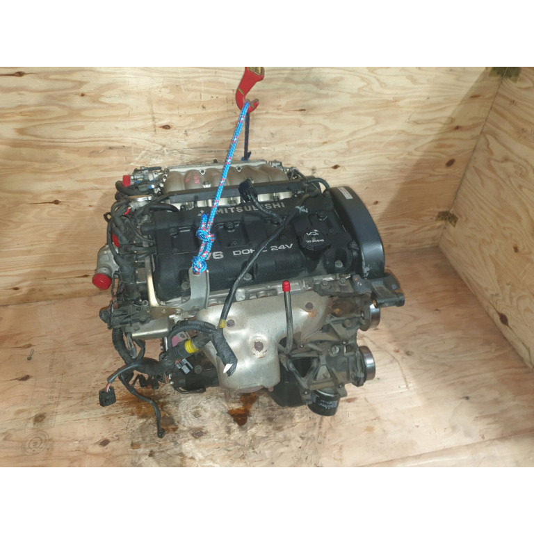 Двигун Mitsubishi PAJERO SPORT II 3.5 V6 24V 6G74 SOHC 24V