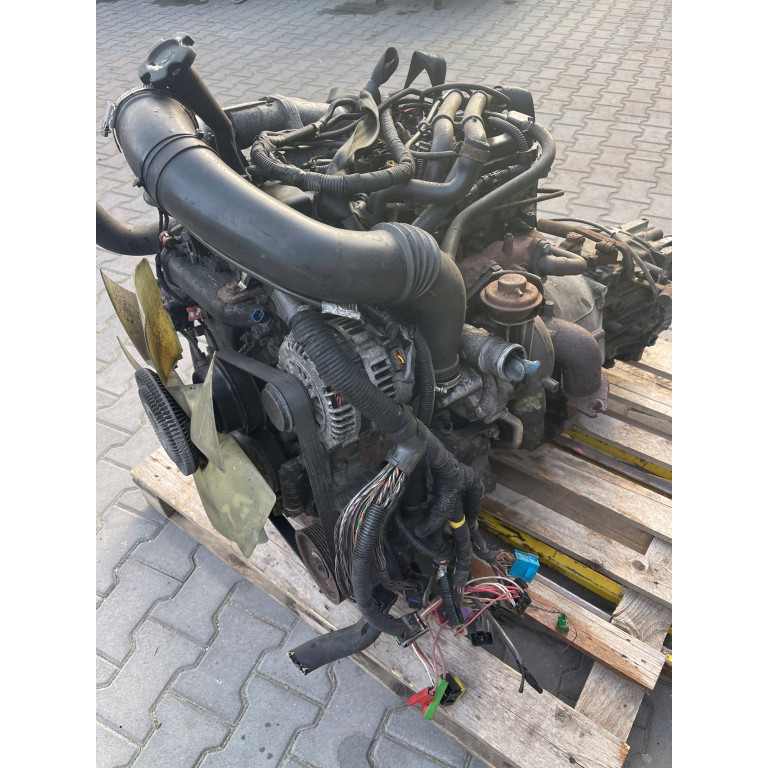 Двигатель Nissan INTERSTAR dCi 140 ZD30