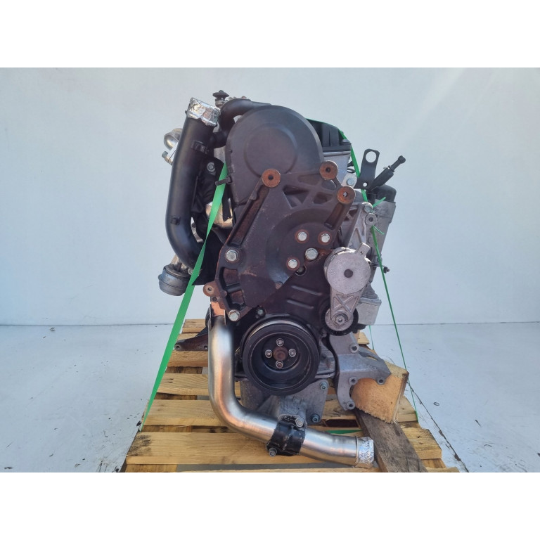 Двигатель  Volkswagen BORA 1.9 TDI AUY