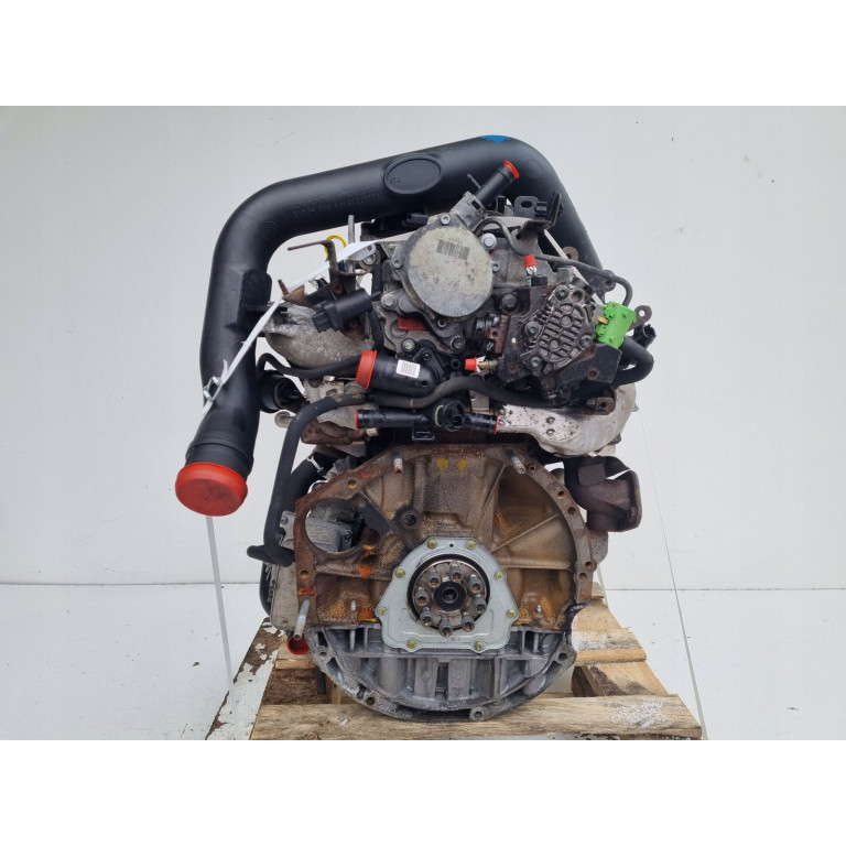 Двигатель Nissan NV400 2.3 dCi M9T 676 M9T676