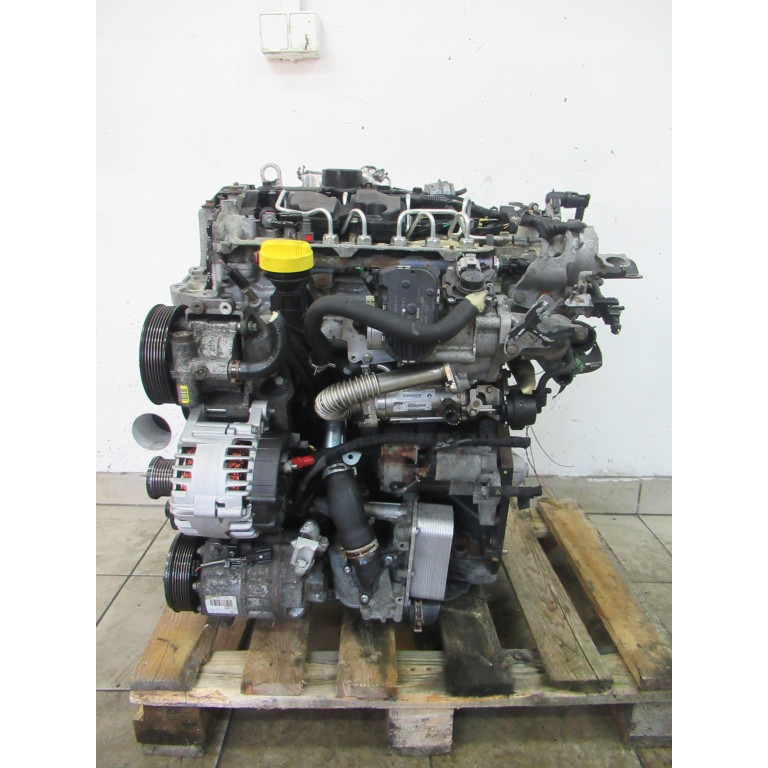 Двигун Nissan PRIMASTAR dCi 120 M9R 780
