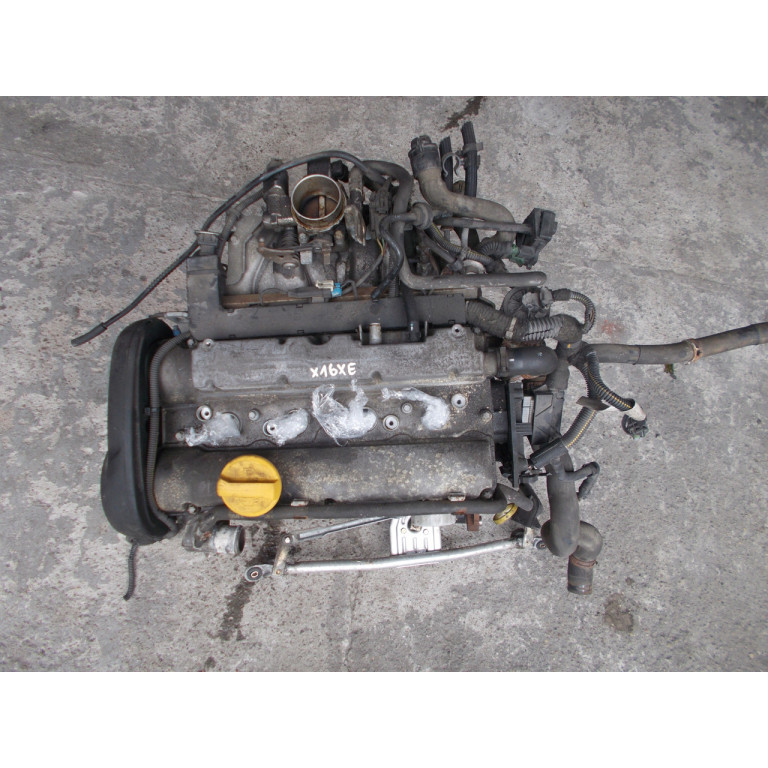 Двигатель Opel CORSA B 1.6 i 16V X16XE