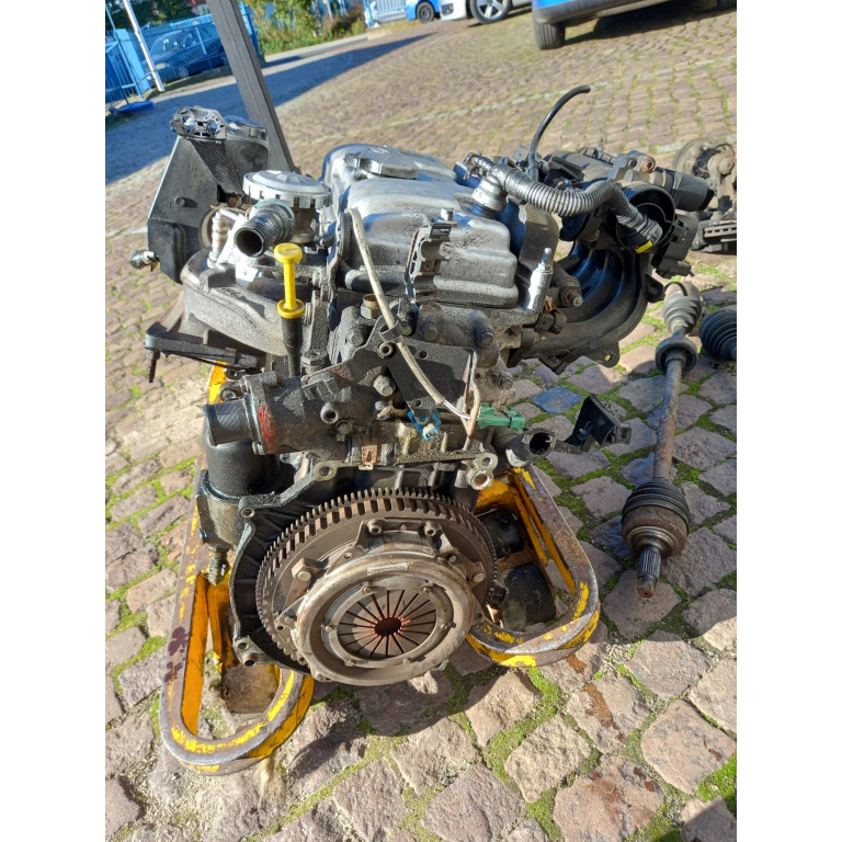 Двигун Peugeot 106 II 1.4 I KFW (TU3JP) KFW TU3JP