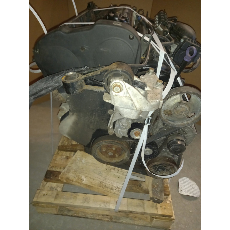 Двигун Peugeot 206 2.0 S16 RFN (EW10J4) RFN EW10J4