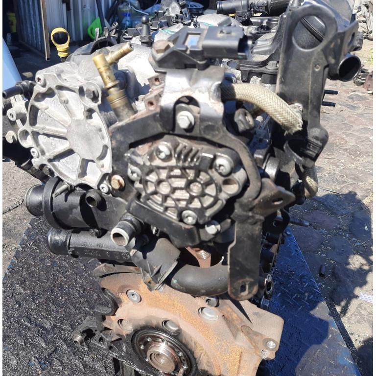Двигун Peugeot 407 2.2 Hdi 4HP (DW12BTED4) 4HP DW12BTED4