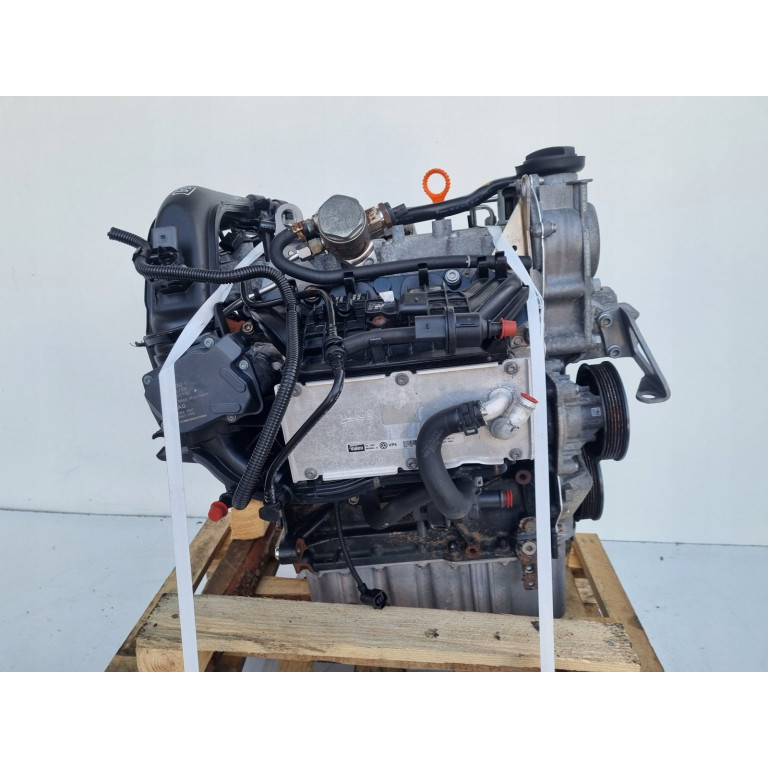 Двигатель  Volkswagen  GOLF V 1.4 TSI CAXA CAX