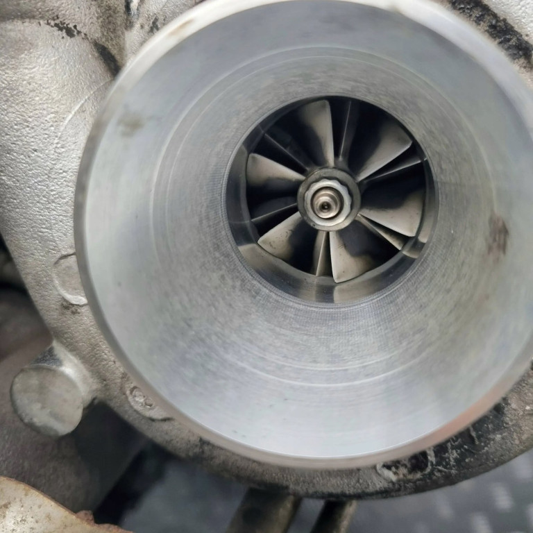 Двигун Renault LAGUNA III Grandtour 2.0 dCi (KT01, KT08, KT0K, KT0J, KT1A, KT1D) M9R 744 M9R744