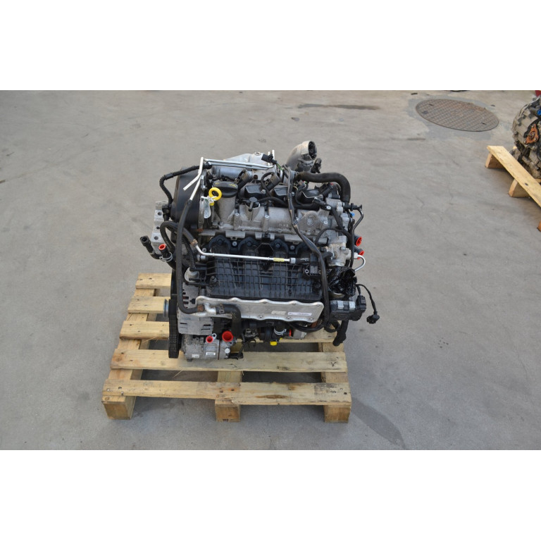 Двигатель  Volkswagen GOLF VII 1.4 TSI MultiFuel  CPVA CPVB
