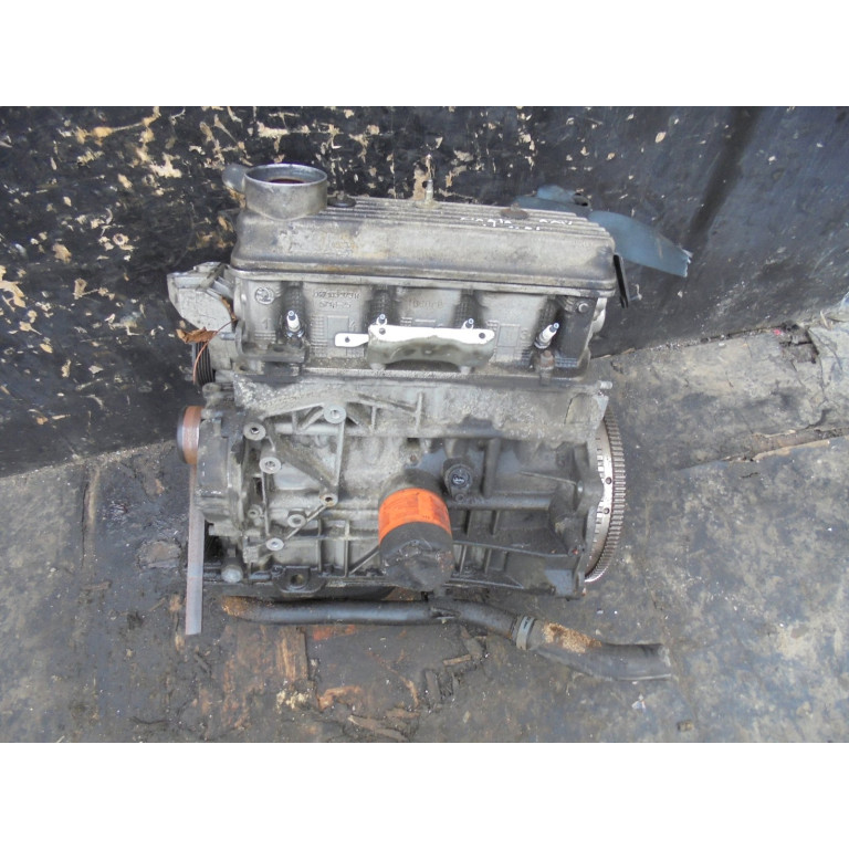 Двигатель Skoda FABIA 1.0 AQV