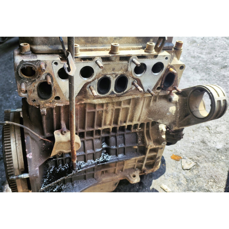 Двигун Skoda FELICIA I 1.3 AMG