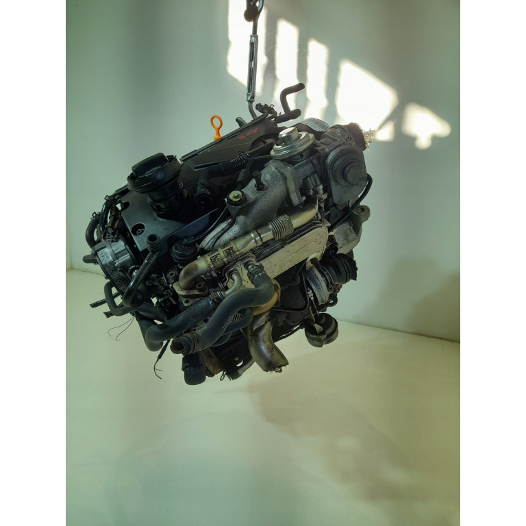 Двигун Seat LEON 1.9 TDI AXR