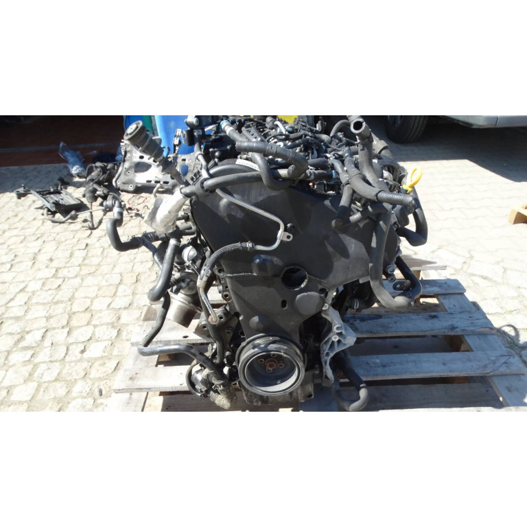 Двигун Seat LEON ST 1.6 TDI CLHB