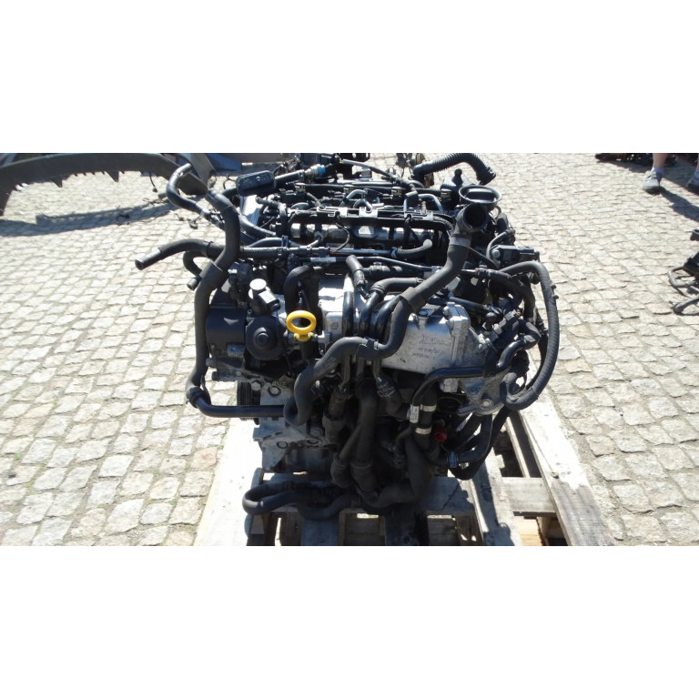 Двигун Seat LEON ST 1.6 TDI CLHB