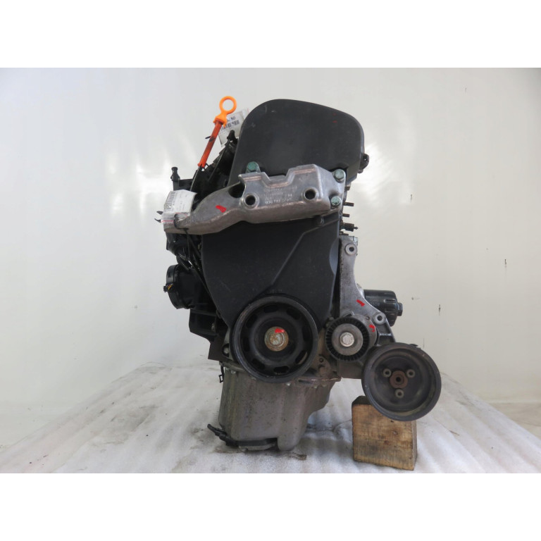 Двигун Seat TOLEDO II 1.6 16V BCB
