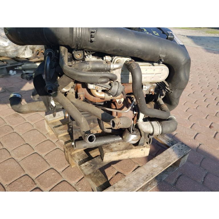 Двигатель Seat TOLEDO III 2.0 TDI AZV