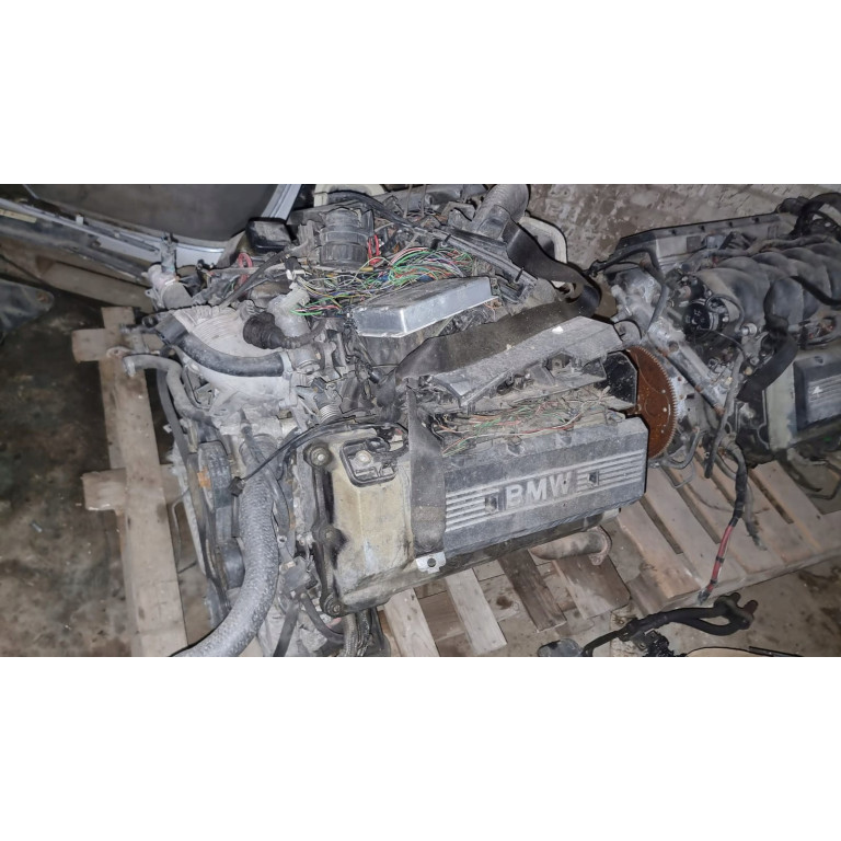 Двигатель BMW 5 540 i V8 M60 B40 (408S1) M60B40 (408S1)