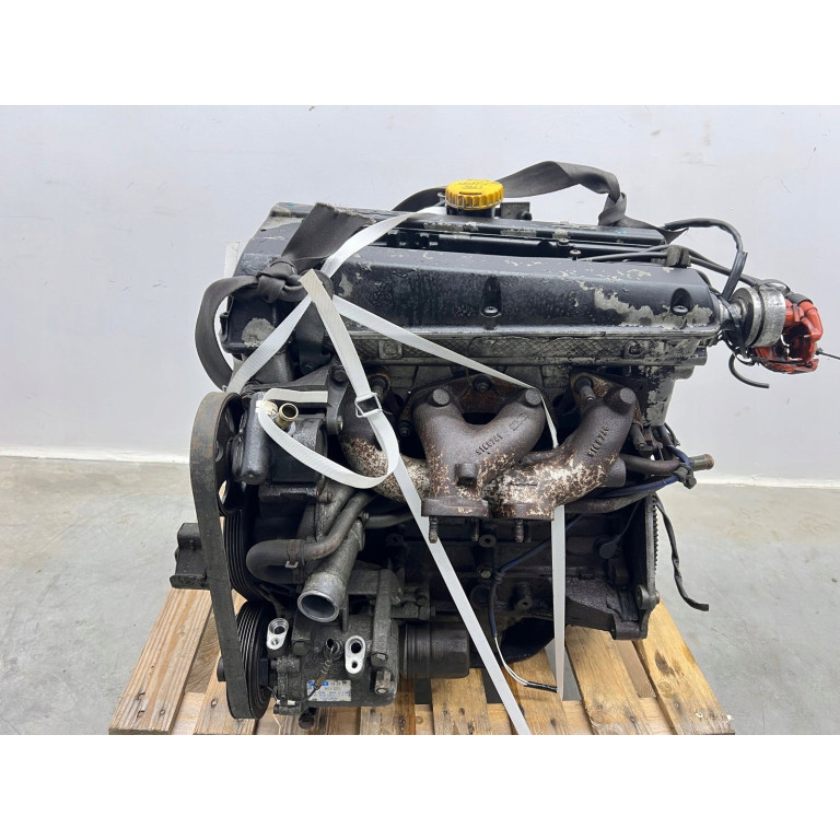 Двигатель SAAB 9000 2.3 -16 Turbo B234L