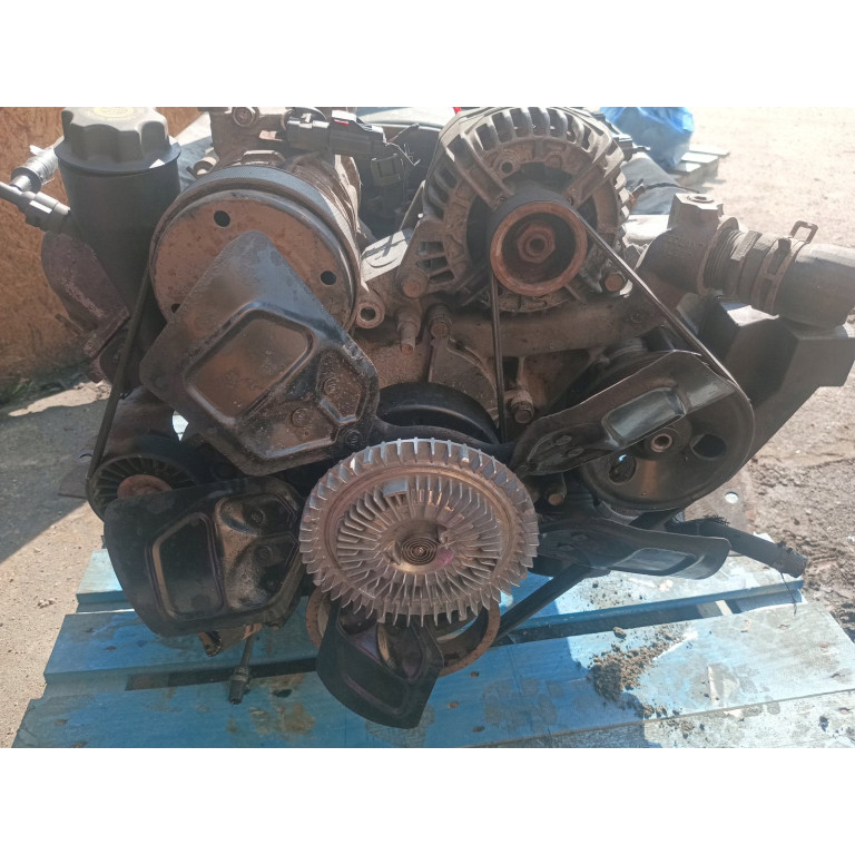 Двигун Jeep GRAND CHEROKEE II 4.7 V8 4x4 EVA