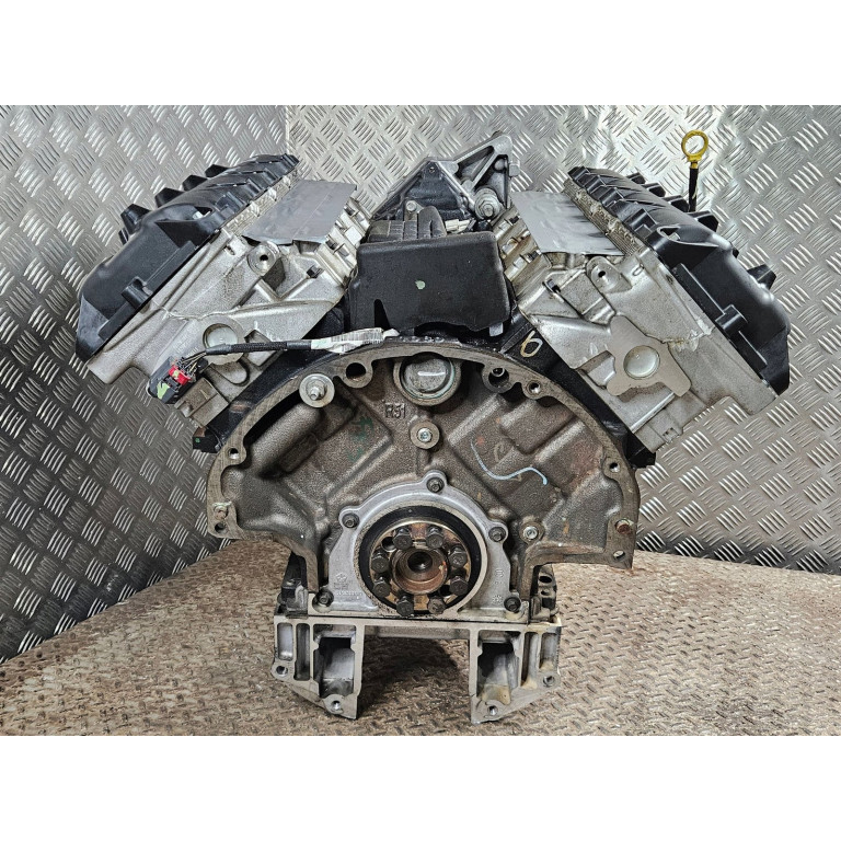 Двигун Jeep GRAND CHEROKEE IV 5.7 V8 4x4 EZH