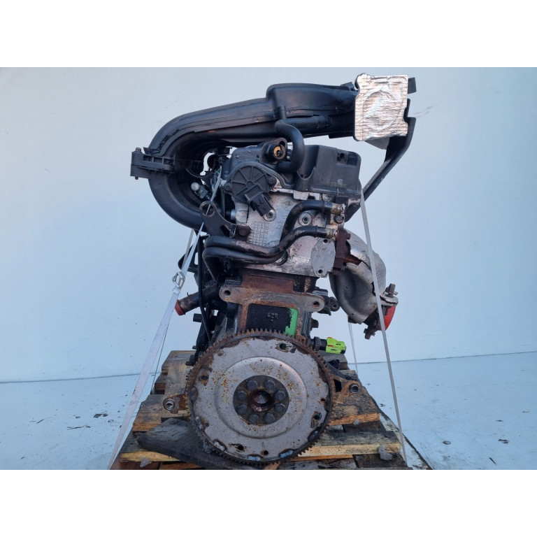 Двигун Dodge CARAVAN 2.4 i EDZ